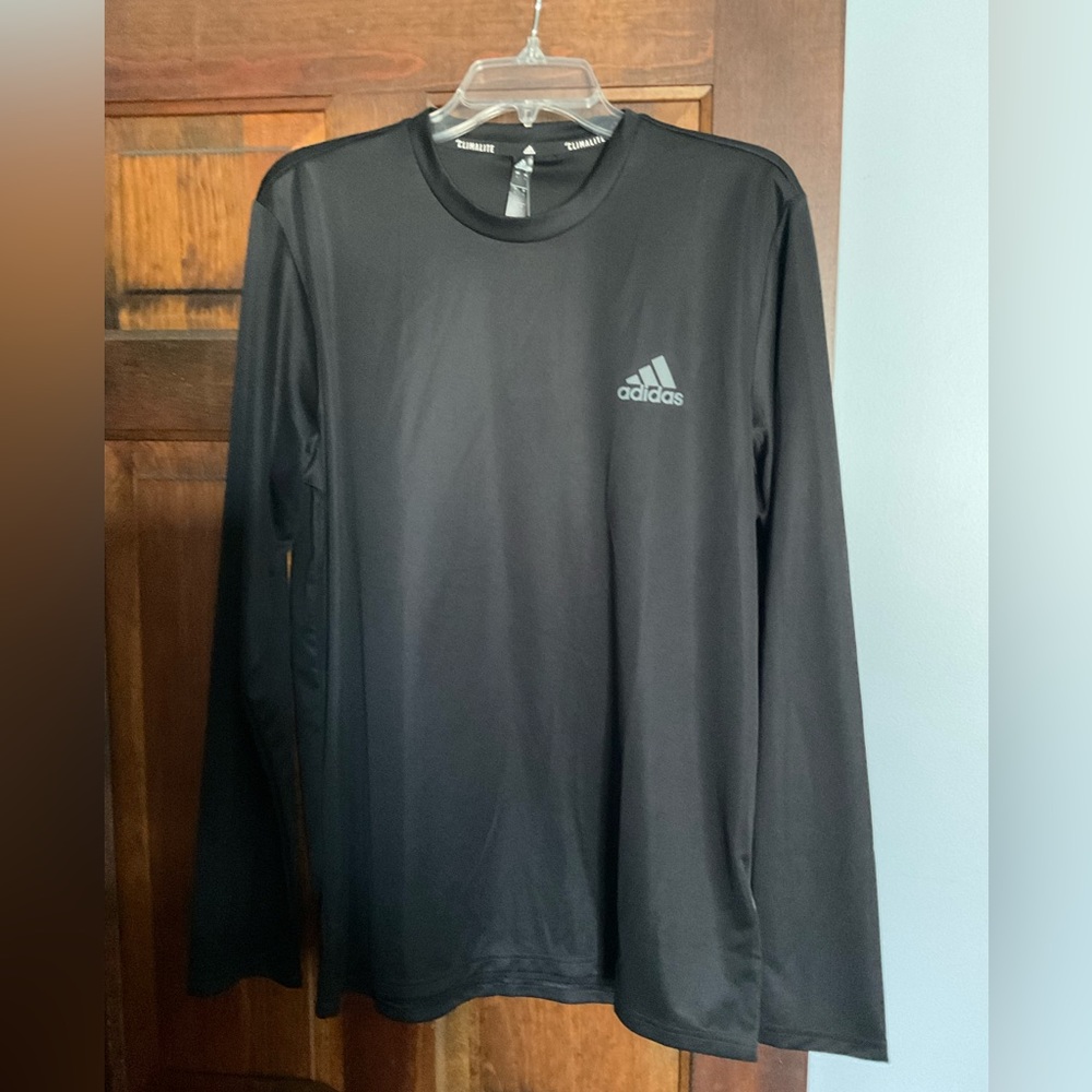 Men’s Adidas shirt